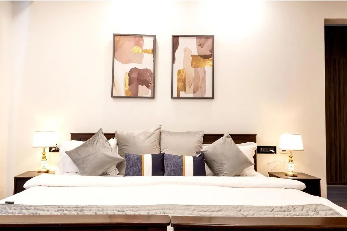 Four Bedroom Luxurious Apartment Near Cyber Hub Gurgaon