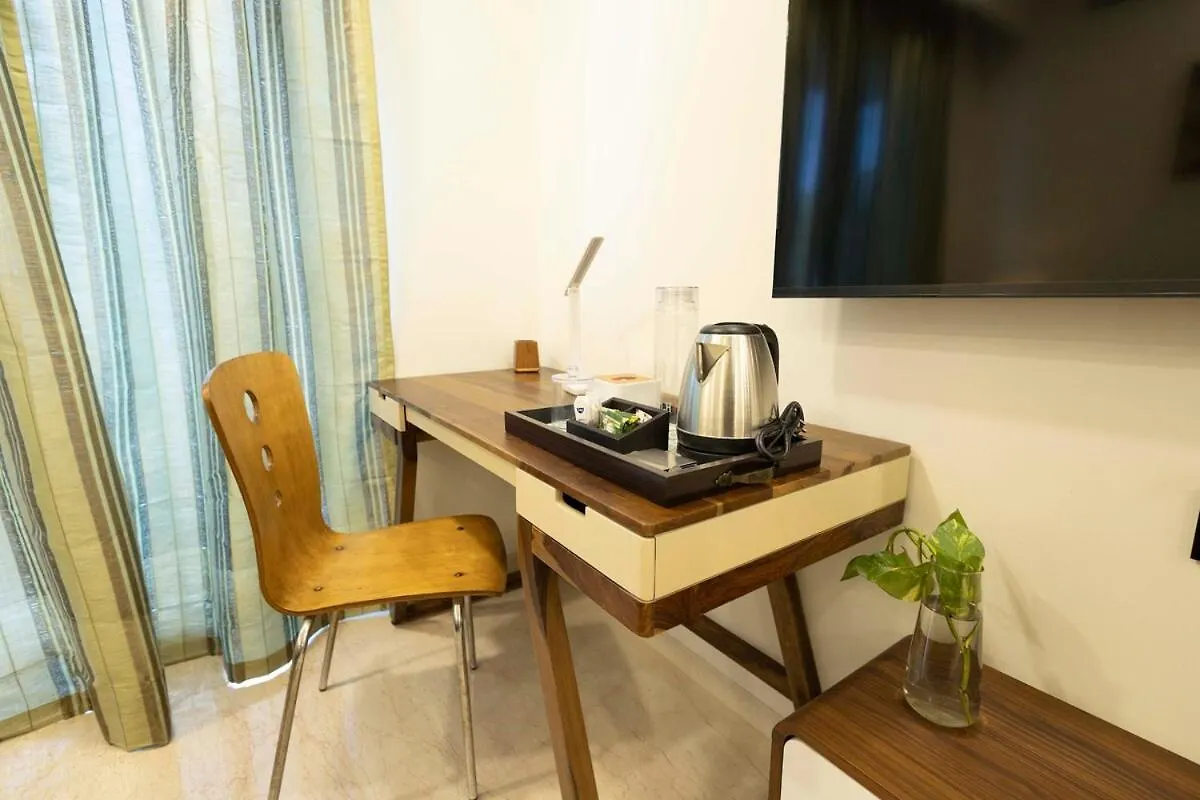 Four Bedroom Luxurious Apartment Near Cyber Hub Gurgaon Inde