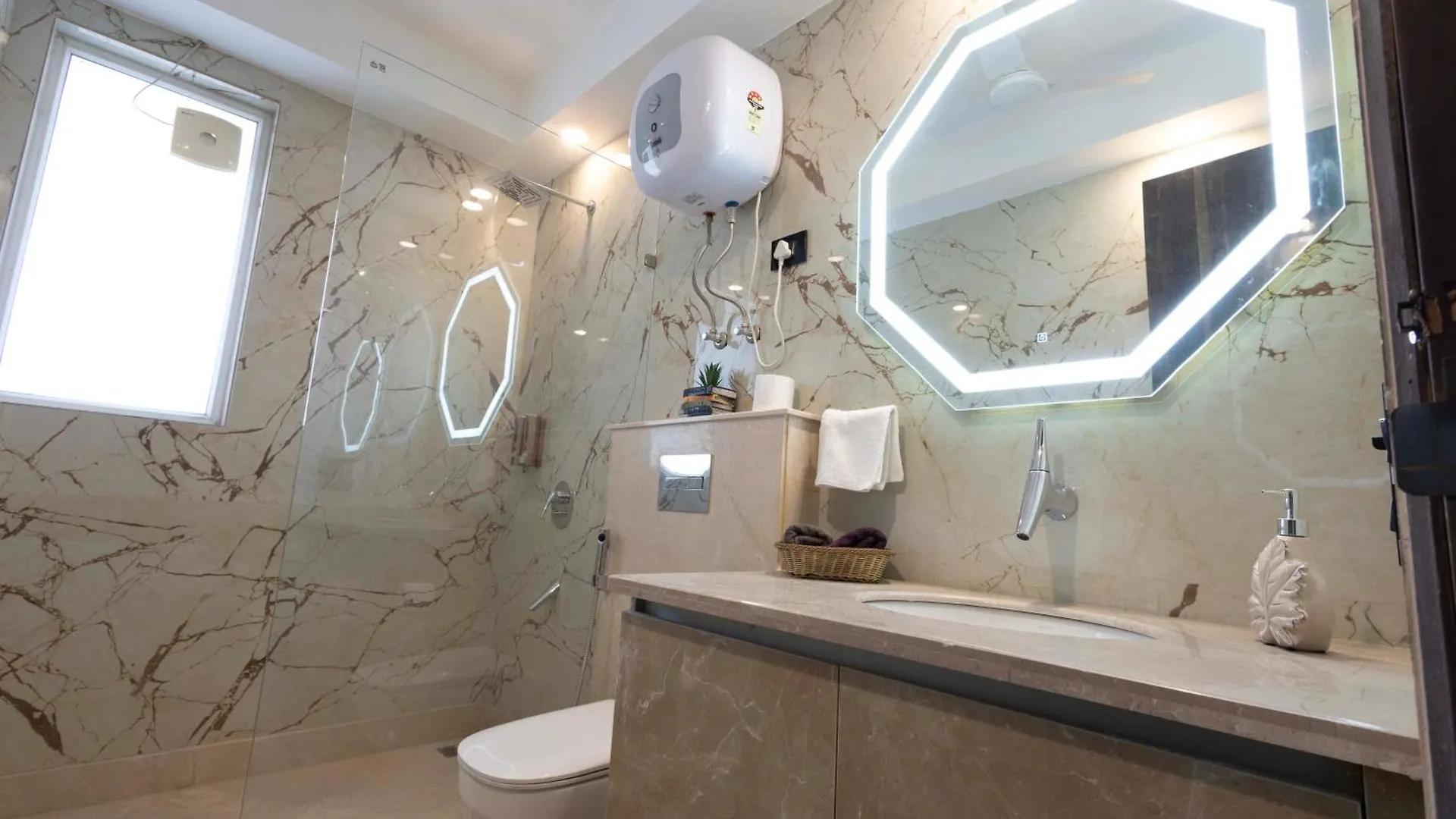 Four Bedroom Luxurious Apartment Near Cyber Hub Gurgaon