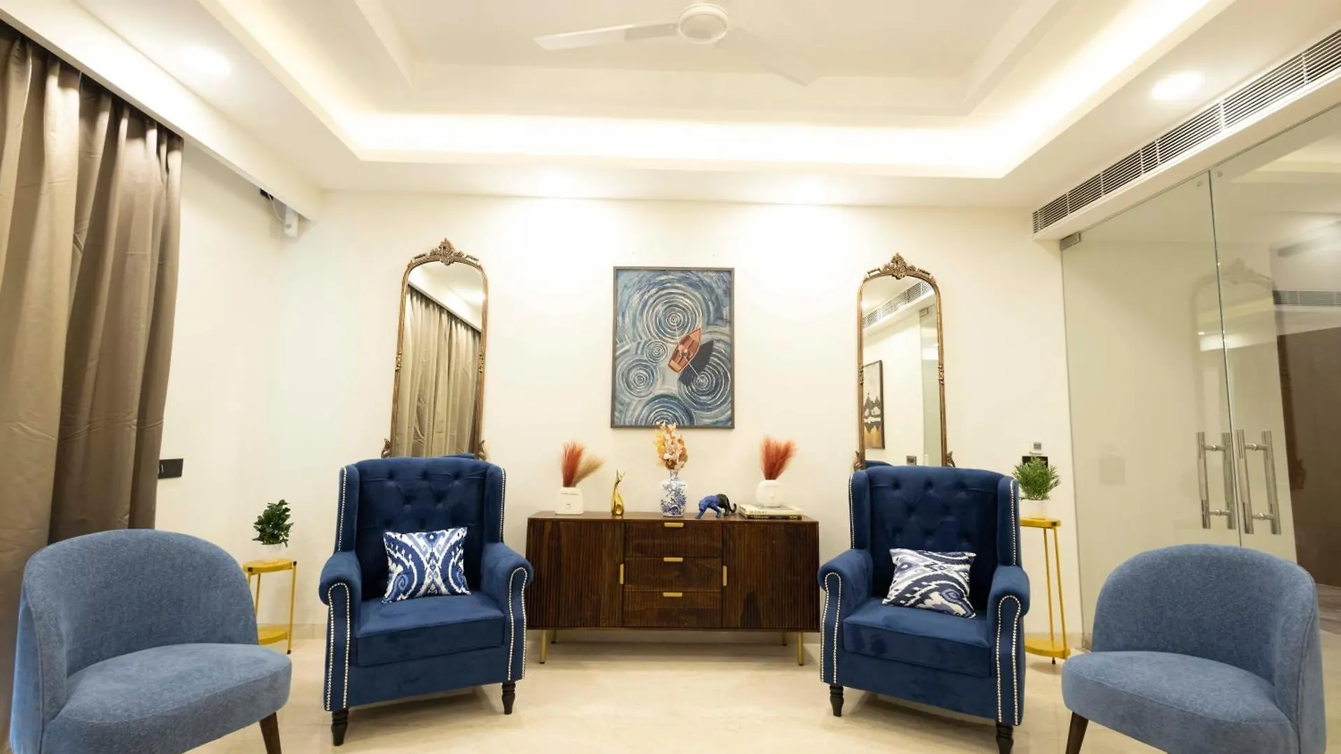 Four Bedroom Luxurious Apartment Near Cyber Hub Gurgaon
